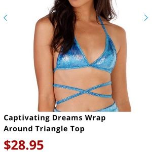 ✨❄️Captivating Dreams Wrap Around Triangle Top💙✨
